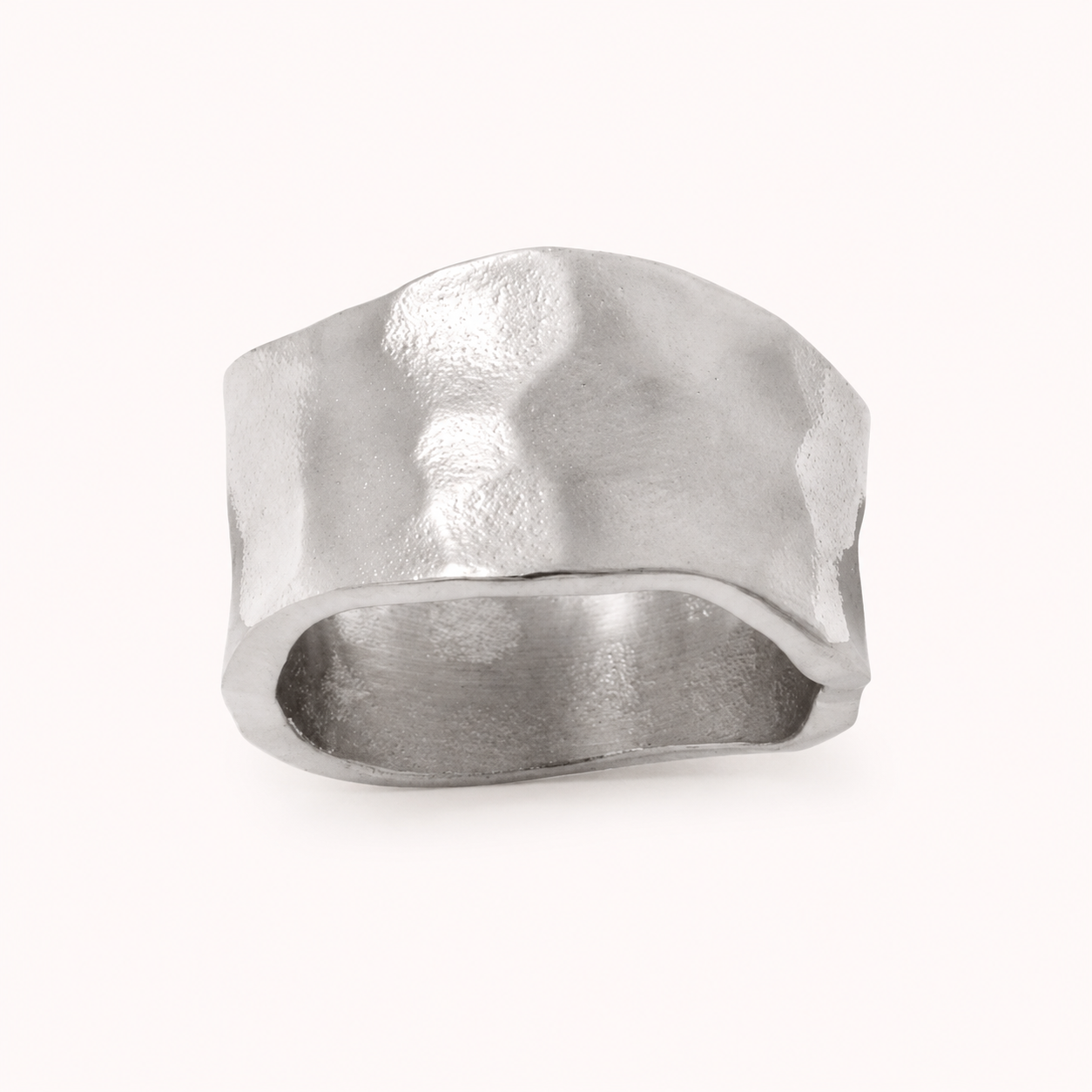 Textured Band Ring (Kavely)