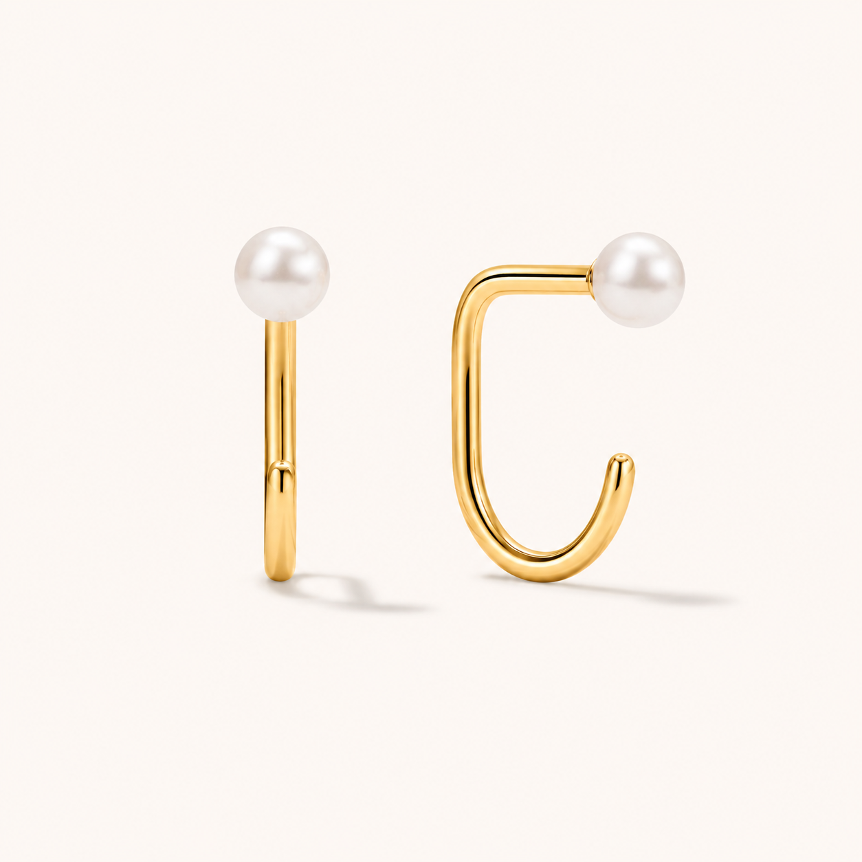 Stay Close Pearl Hoops (Kavely)