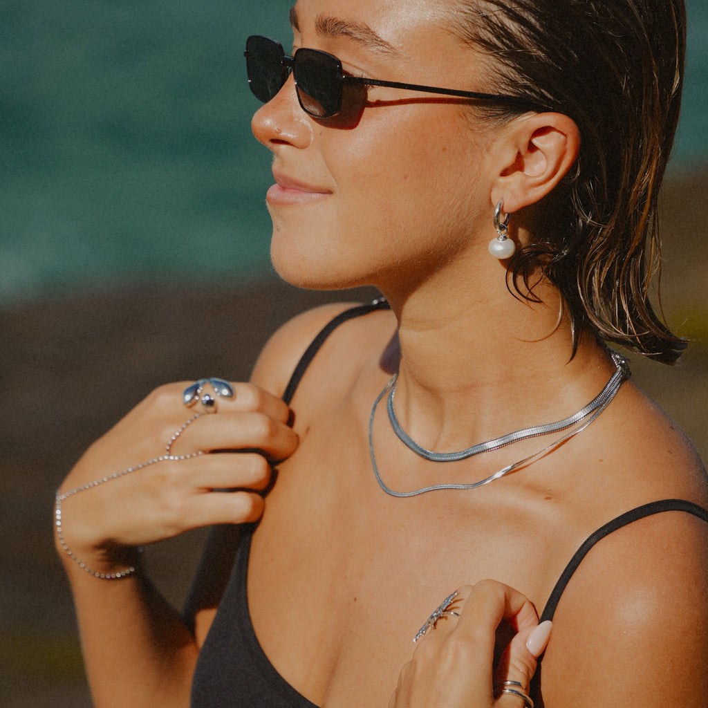 Chelsea Herringbone Necklace
